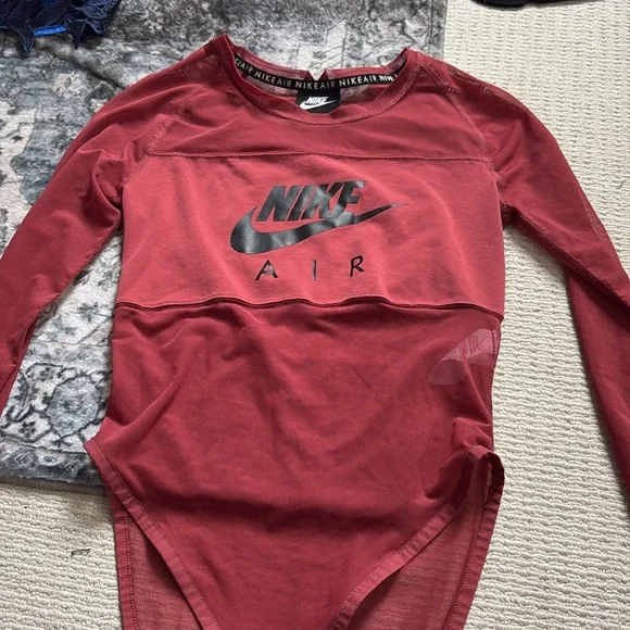 Nike Long Sleeve Mesh Bodysuit NWOT - Picture 8 of 8